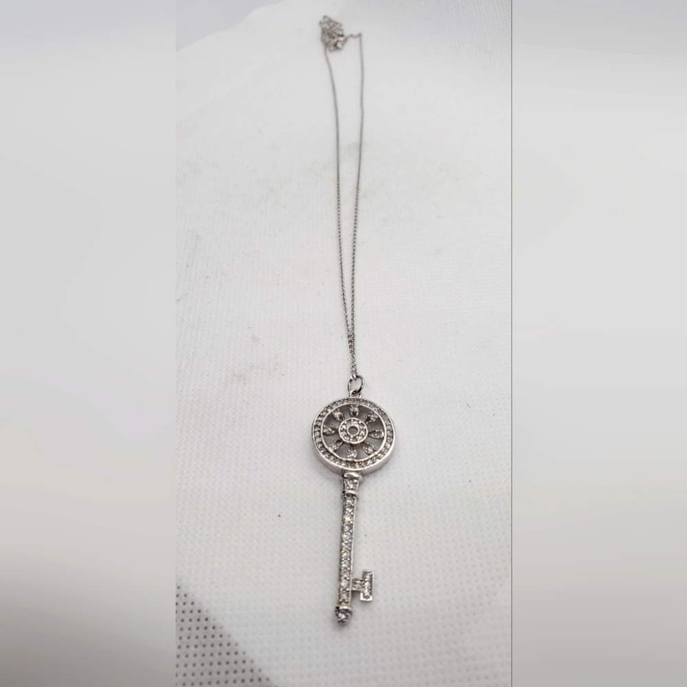 Necklace 925 Sterling Silver W/CZ Key Pendant and Chain - Picture 7 of 7